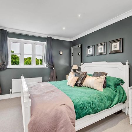 Stylish 3 Bedroom Townhouse For 5 Guests, Set In The Medieval Grid With Off Street Parking Bury St. Edmunds Exterior foto